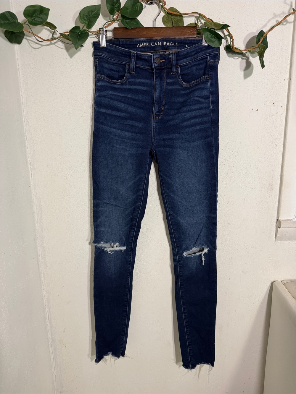 American Eagle Outfitters Women's Dark Indigo Ripped High-Rise Skinny Jeans